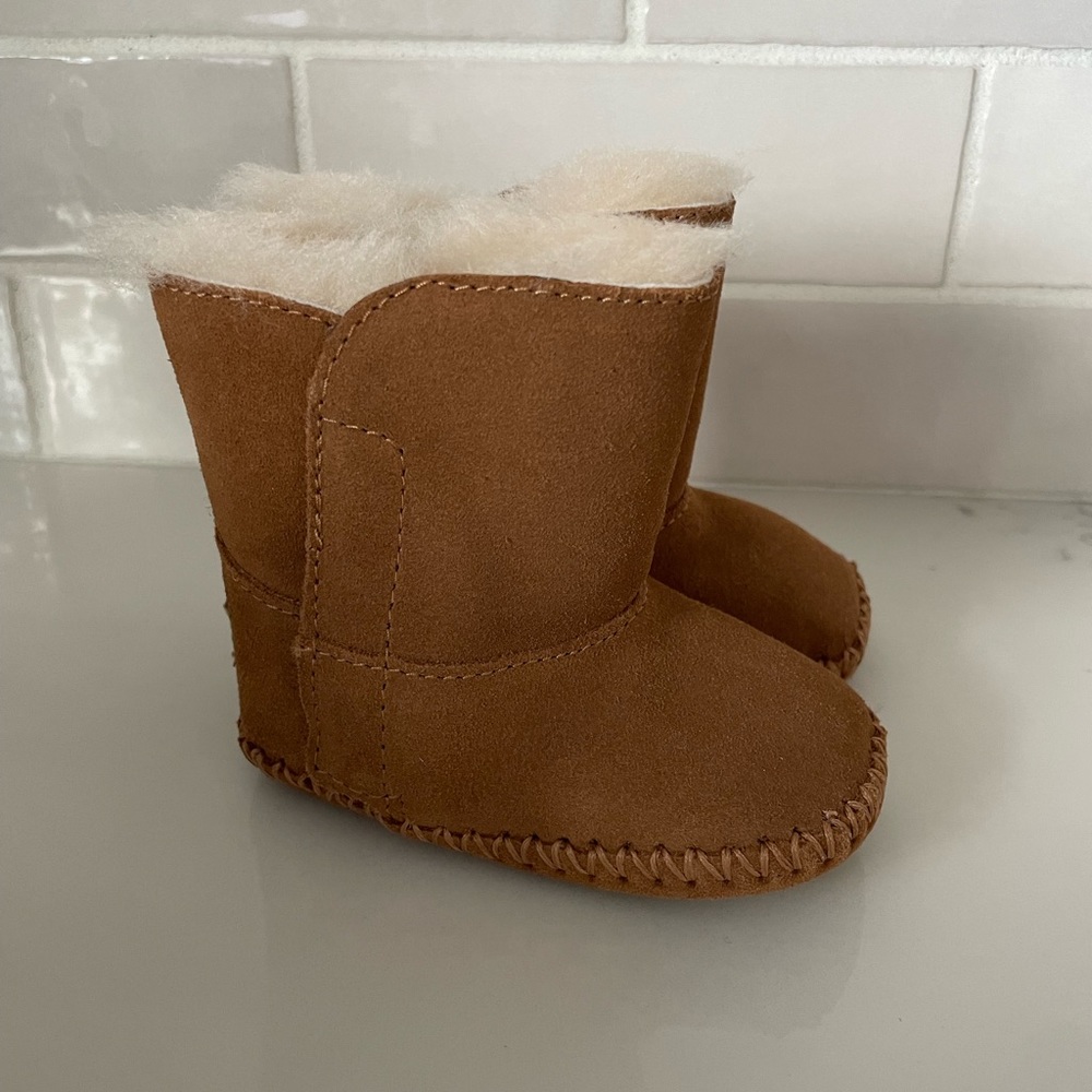 UGG baby boots (Caden) 6-12 months